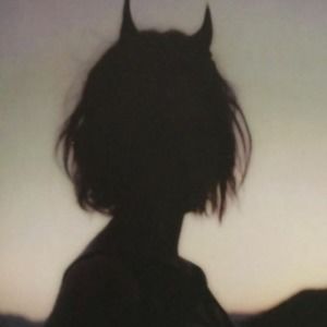 Meet your Posher, Adjoa